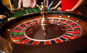 Pengumuman qqslot1221 di layar ponsel